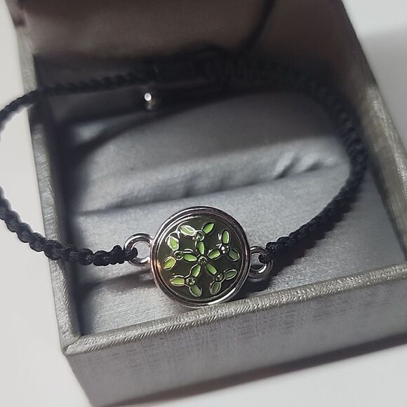 SD Adjustable Bracelet - Picture 2 of 3